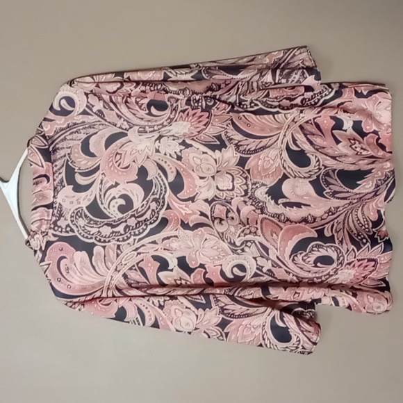 Sara Morgan 3/4 Sleeve Pink Collared Paisley Blouse w Side Slits L - Picture 2 of 5